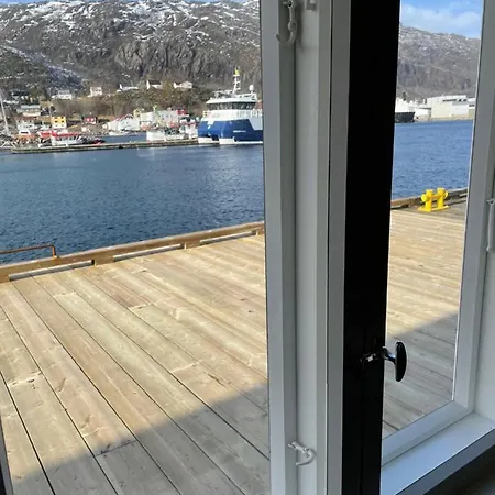 1. Etg I Dampskipsbrygga, Lodingen Havn Buitenkant foto