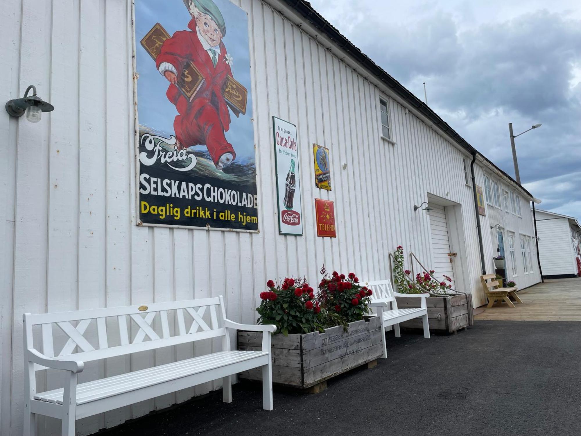 1. Etg I Dampskipsbrygga, Havn Lodingen